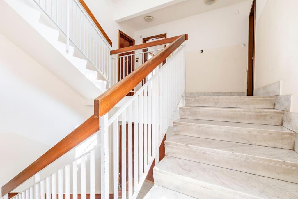 Casa Etruschi - Appartamento Con Posto Auto Livorno Ngoại thất bức ảnh