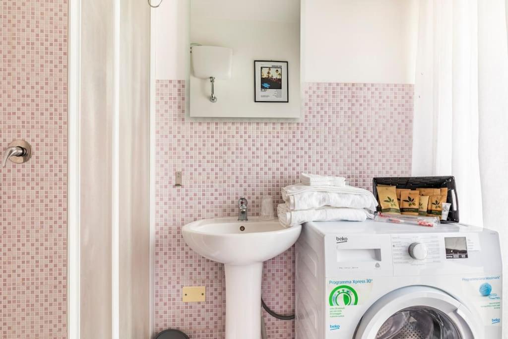 Casa Etruschi - Appartamento Con Posto Auto Livorno Ngoại thất bức ảnh
